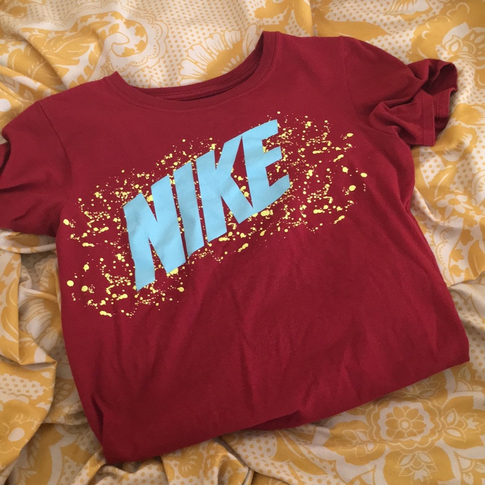 Red Nike t shirt